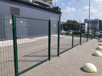 распашные ворота из 3d панелей оцинкованные с полимерным покрытием 1,22×4,03 м., пр.4 мм.